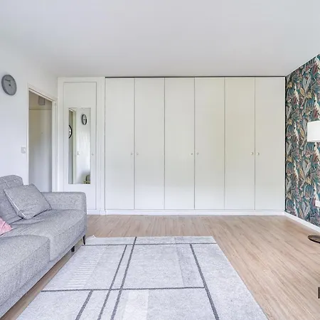 Le Noble - A - 330b Apartment